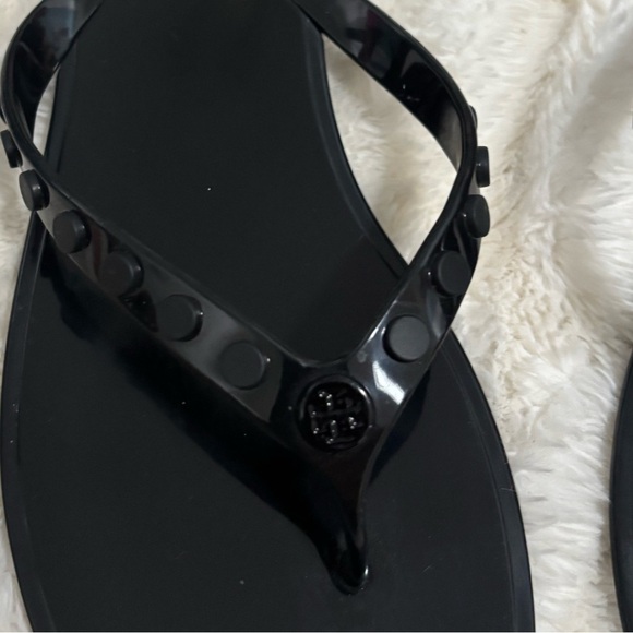 TORY BURCH Women's Studded Jelly Thongs Sandals Flats - Picture 7 of 12